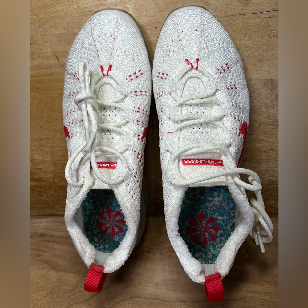 Nike Air VaporMax 2023 Flyknit Womens Size 7.5 Shoes Sneakers Sail Track Red - Picture 7 of 12